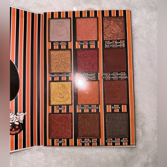 New Winnie the Pooh Eyeshadow Pallet - Picture 4 of 4